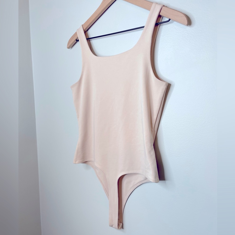 NWOT Banana Republic Nude Sleeveless Bodysuit - Picture 3 of 5